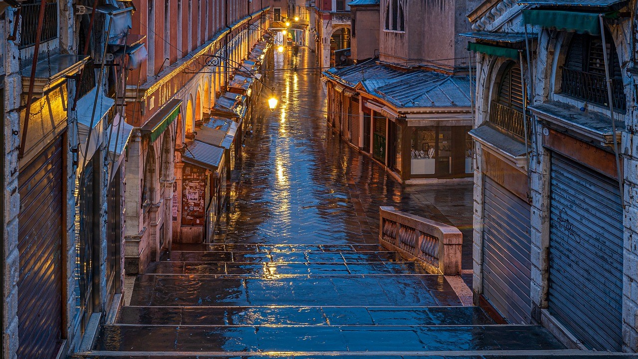 城市更新是政府投資支持重點，未來五年地下管網投資約4萬億